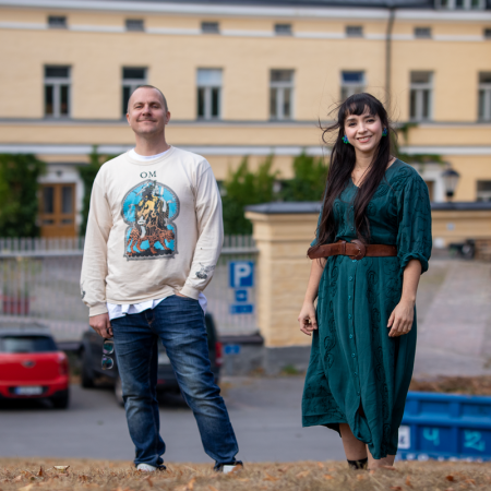 Jennifer and John are UUDLY. In front of our office at Lapinlahden Lähde.